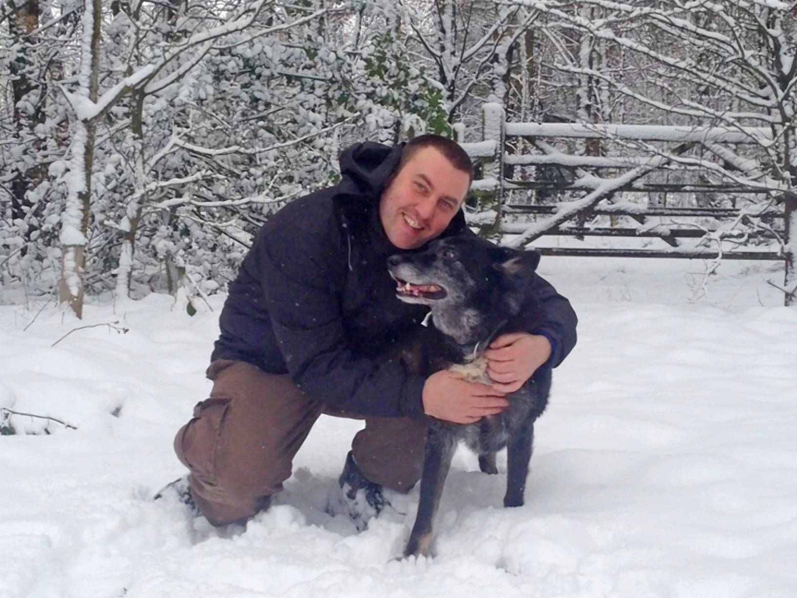 glossop dog walker pet sitting hadfield tintwistle sham2